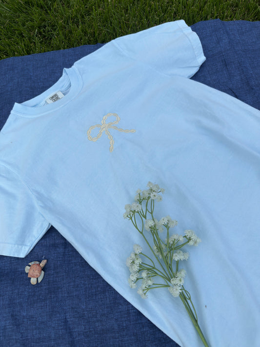 coastal coquette tee