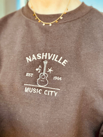 nashville embroidered crewneck