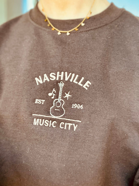 nashville embroidered crewneck