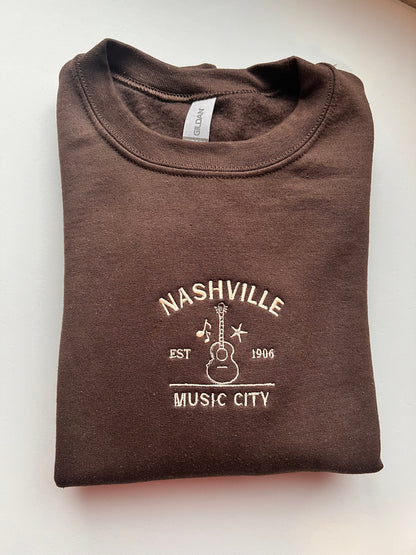 nashville embroidered crewneck