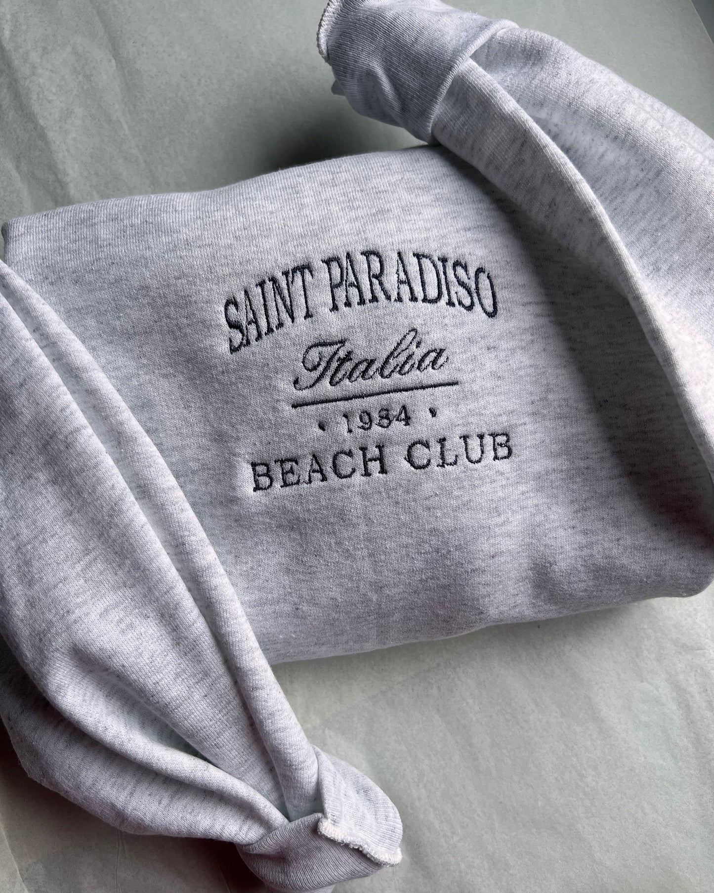 italia beach club embroidered crewneck